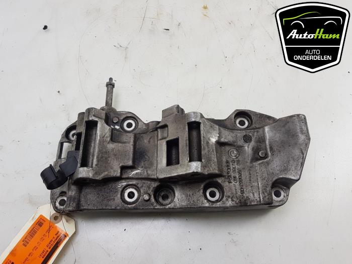 Dynamostütze oben BMW 3 serie 320d 2.0 16V 