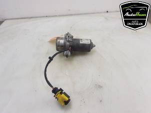 Used Brake servo vacuum pump Mercedes C Estate (S205) C-350 e 2.0 16V Price € 100,00 Margin scheme offered by AutoHam