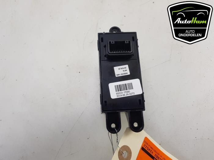 Interruptor de freno de mano de un Kia Proceed (CD) 1.4 T-GDI 16V 2019