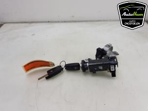 Used Ignition lock + key Opel Corsa E 1.0 SIDI Turbo 12V Price € 50,00 Margin scheme offered by AutoHam