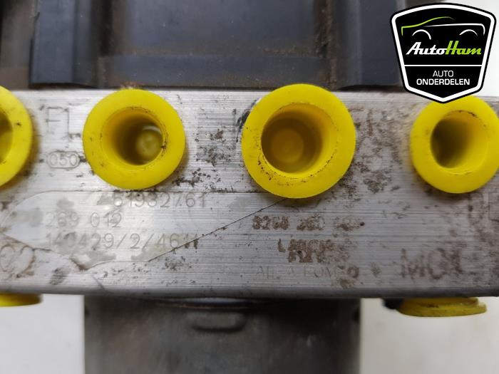 Bloc ABS d'un Fiat Panda (312) 0.9 TwinAir 60 2014