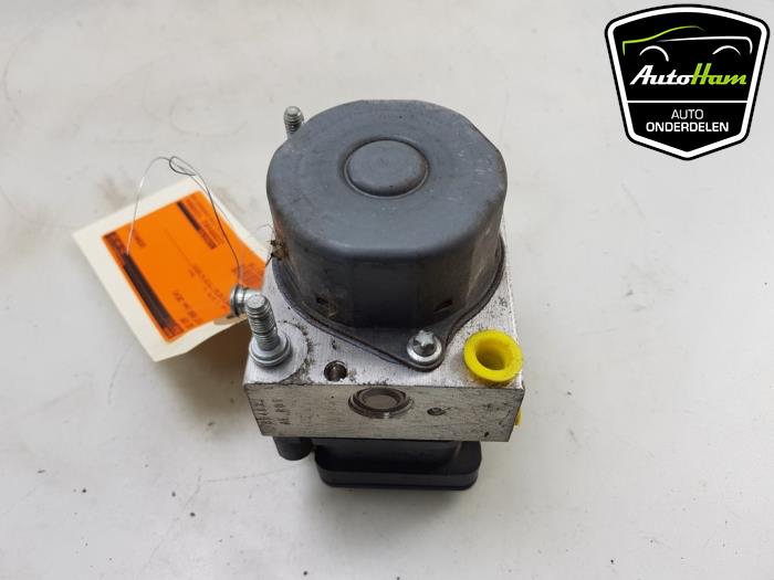 Bloc ABS d'un Fiat Panda (312) 0.9 TwinAir 60 2014