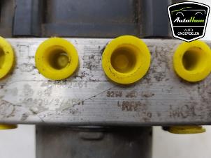 Bloc ABS d'un Fiat Panda (312) 0.9 TwinAir 60 2014
