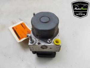 Bloc ABS d'un Fiat Panda (312) 0.9 TwinAir 60 2014