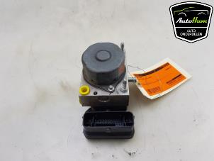 Bloc ABS d'un Fiat Panda (312) 0.9 TwinAir 60 2014