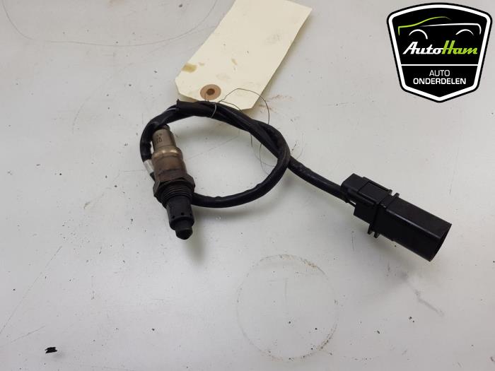 Lambda probe from a Volkswagen Polo VI (AW1) 1.0 MPI 12V 2019