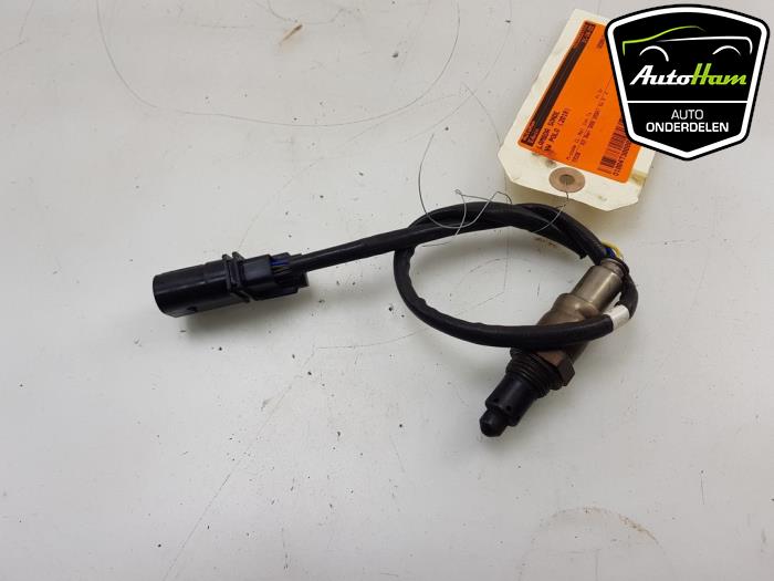 Lambda probe from a Volkswagen Polo VI (AW1) 1.0 MPI 12V 2019
