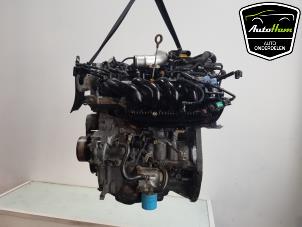 Motor van een Renault Clio IV (5R) 1.6 Turbo 16V RS 200 EDC 2014