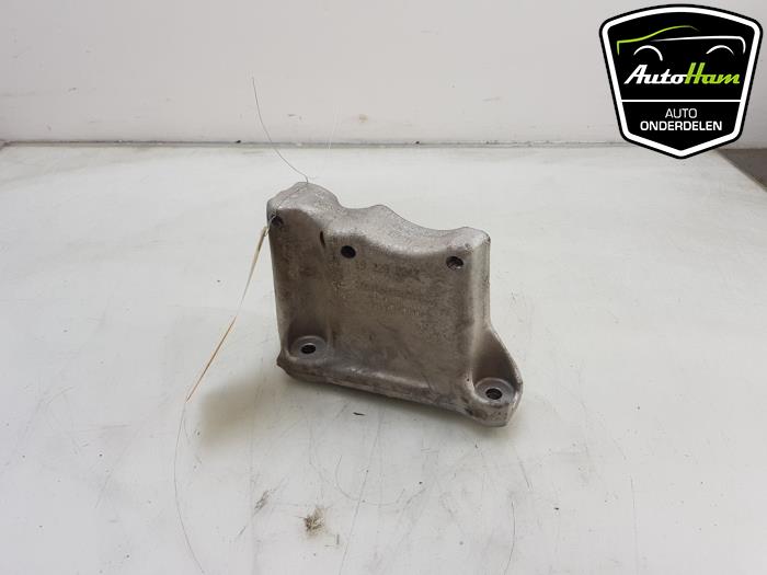 Used Engine mount Mini Mini (F55) 1.5 12V Cooper Price € 15,00 Margin scheme offered by AutoHam