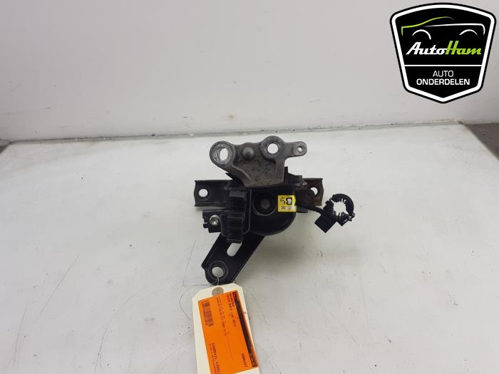 Used Engine mount Toyota Auris (E18) 1.8 16V Hybrid Price € 20,00 Margin scheme offered by AutoHam