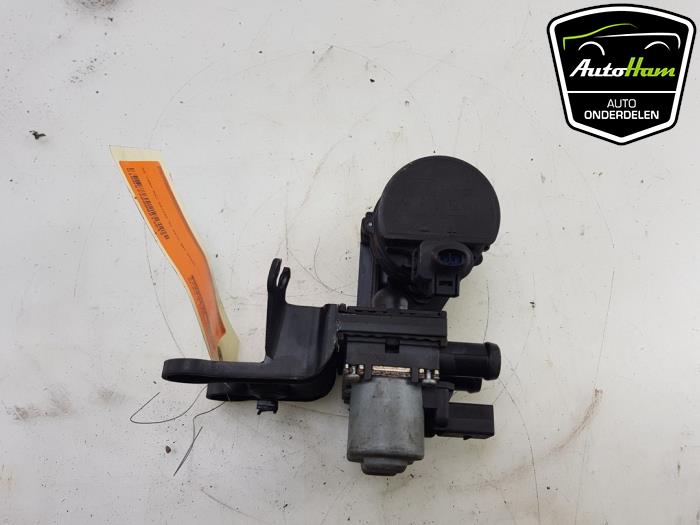 Begagnade Extra vattenpump Audi A6 Avant (C6) 2.0 T FSI 16V Pris € 30,00 Marginaltabell erbjuds av AutoHam
