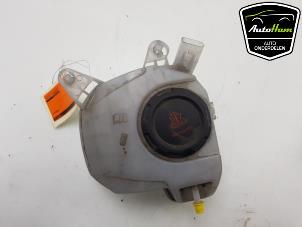 Used Expansion vessel Volkswagen Polo VI (AW1) 1.0 MPi 12V Price € 15,00 Margin scheme offered by AutoHam