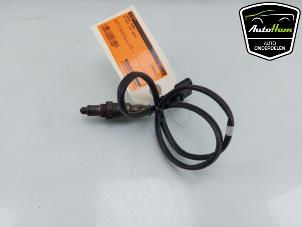 Lambda probe from a Volkswagen Polo VI (AW1) 1.0 TSI 12V 2020
