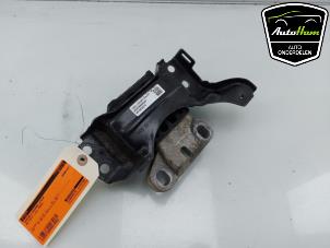 Used Gearbox mount Volkswagen Polo VI (AW1) 1.0 TSI 12V Price € 25,00 Margin scheme offered by AutoHam