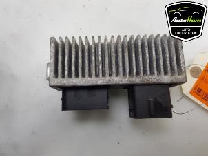 Used Cooling fin relay Mercedes Citan (415.6) 1.5 108 CDI Price € 30,00 Margin scheme offered by AutoHam