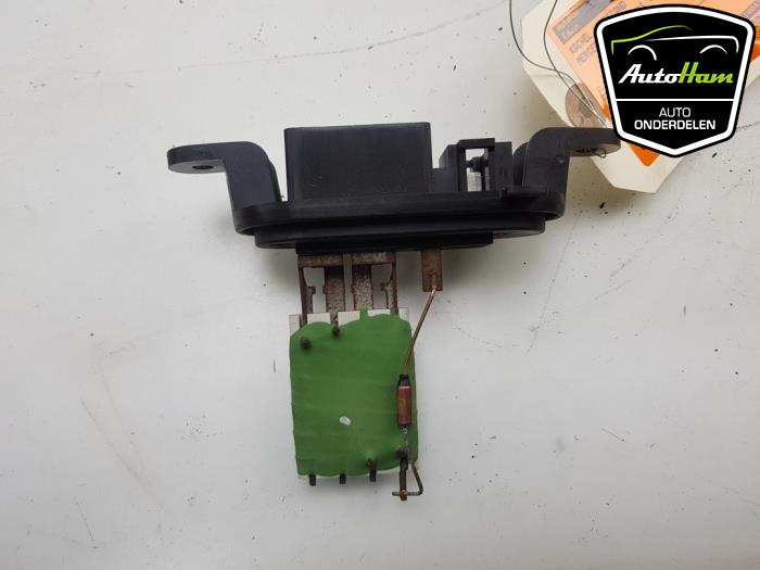 Heater resistor from a Mercedes-Benz Citan (415.6) 1.5 108 CDI 2015