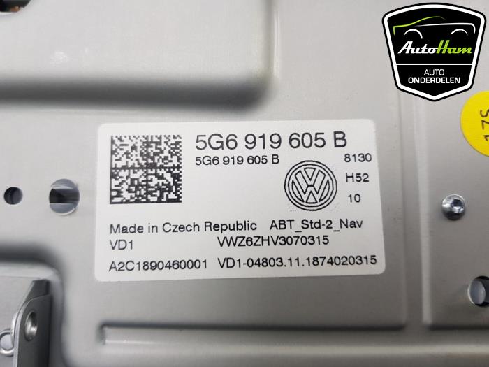 Display unité de contrôle multi media d'un Volkswagen Polo VI (AW1) 1.0 MPi 12V 2019