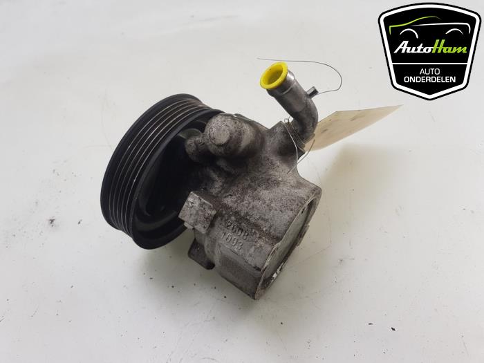 Power steering pump from a Peugeot Bipper (AA) 1.3 HDI 2012