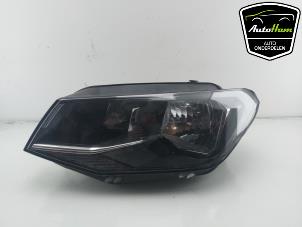 Used Headlight, left Volkswagen Caddy IV 1.6 TDI 16V Price on request offered by AutoHam