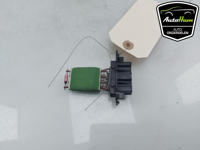 Heater resistor from a Peugeot Bipper (AA) 1.3 HDI 2012