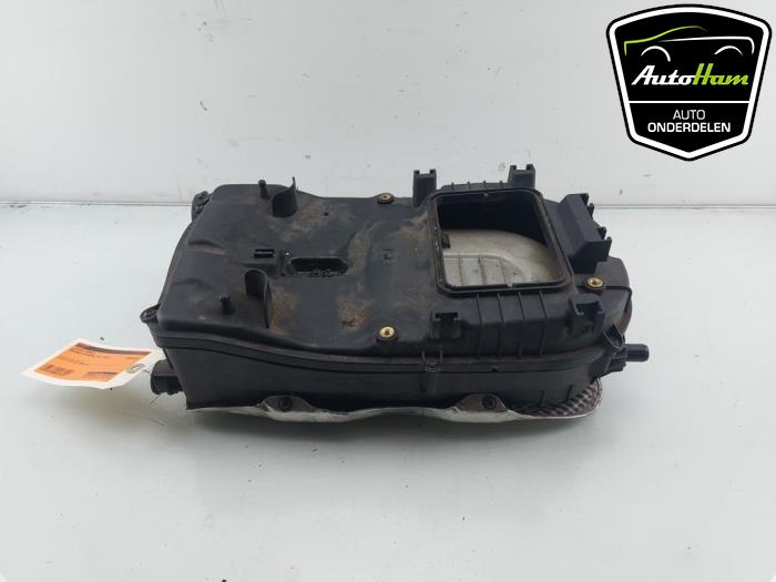 Gebrauchte Luftfiltergehäuse Mercedes E (W212) E-220 CDI 16V BlueEfficiency,BlueTEC Preis € 30,00 Margenregelung angeboten von AutoHam