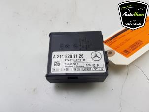 Używane Modul alarmu Mercedes C Combi (S203) 3.2 C-320 V6 18V 4-Matic Cena € 25,00 Procedura marży oferowane przez AutoHam