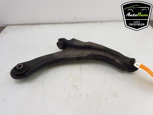 Used Front wishbone, right Renault Clio IV (5R) 1.2 TCE 16V GT EDC Price € 25,00 Margin scheme offered by AutoHam