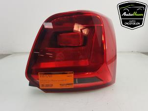Used Taillight, right Volkswagen Polo V (6R) 1.4 TDI 12V 90 Price € 60,00 Margin scheme offered by AutoHam