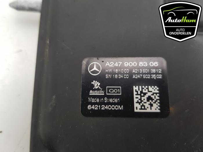 Kamera Vorderseite van een Mercedes-Benz Sprinter 3,5t (907.6/910.6) 314 CDI 2.1 D RWD 2019