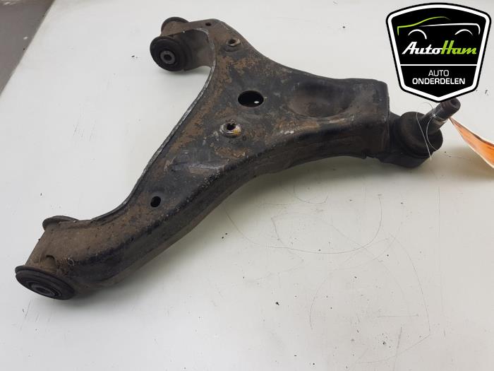 Front wishbone, right from a Volkswagen Crafter 2.5 TDI 30/35/50 2010