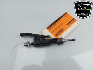 Usados Inyector (inyección de gasolina) Mini Mini (F56) 1.5 12V One Precio € 35,00 Norma de margen ofrecido por AutoHam