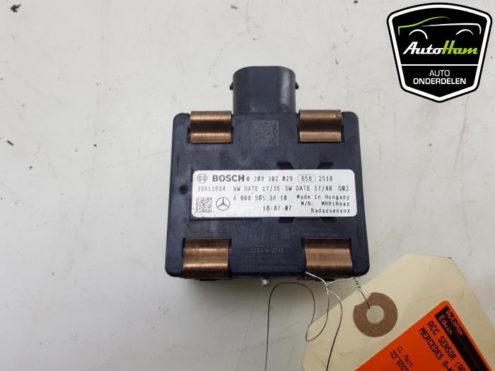 Begagnade Radarsensor Mercedes A (177.0) 2.0 A-250 Turbo 16V Pris € 150,00 Marginaltabell erbjuds av AutoHam