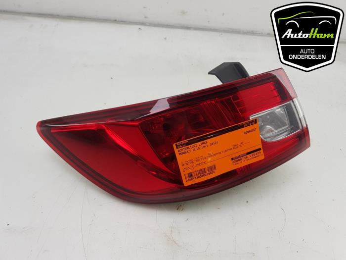 Taillight, left from a Renault Clio IV (5R) 1.5 Energy dCi 90 FAP 2013