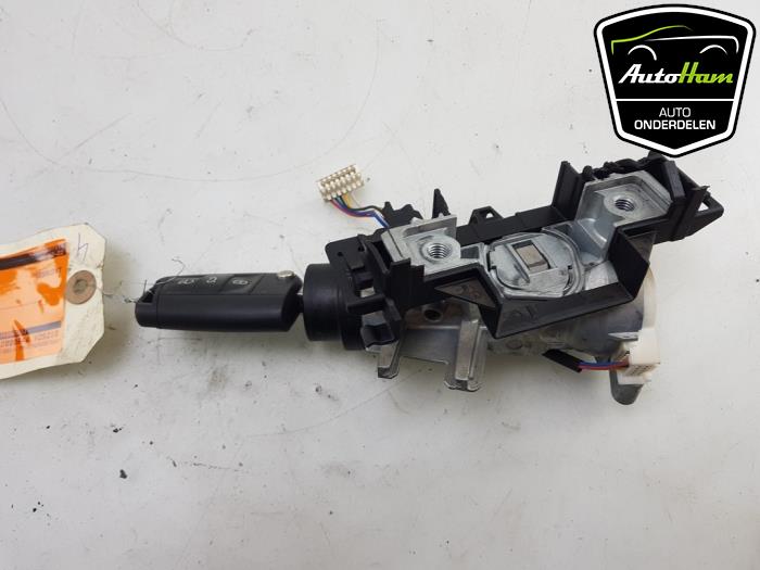 Ignition lock + key Skoda Octavia Combi 1.4 TSI 16V 1K0905851