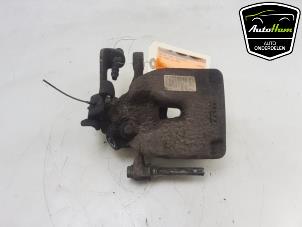 Used Rear brake calliper, left Opel Vivaro 2.0 CDTI 150 Price € 50,00 Margin scheme offered by AutoHam