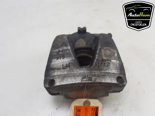 Used Front brake calliper, left Opel Vivaro 2.0 CDTI 150 Price € 50,00 Margin scheme offered by AutoHam