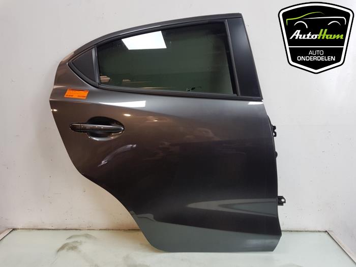 Rear door 4-door, right from a Mazda 2 (DJ/DL) 1.5 SkyActiv-G 90 2021