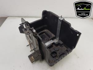 Used Battery box Ford B-Max (JK8) 1.0 EcoBoost 12V 100 Price € 15,00 Margin scheme offered by AutoHam