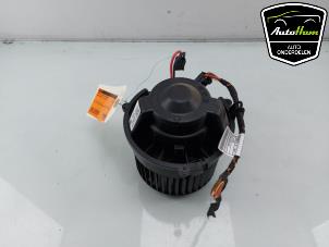 Usados Motor de ventilador de calefactor Mini Mini (F56) 1.5 12V Cooper Precio € 50,00 Norma de margen ofrecido por AutoHam