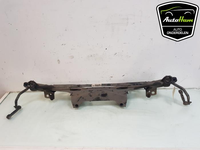 Begagnade Underram BMW 2 serie Gran Tourer (F46) 218i 1.5 TwinPower Turbo 12V Pris € 50,00 Marginaltabell erbjuds av AutoHam