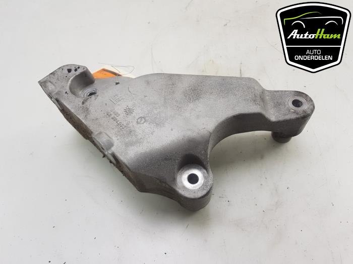 Used Engine mount Opel Karl 1.0 12V Price € 15,00 Margin scheme offered by AutoHam