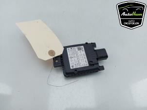 Gebrauchte Side assist sensor Seat Leon (KLB) 1.5 eTSI 16V Preis € 175,00 Margenregelung angeboten von AutoHam