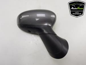 Used Wing mirror, right Fiat 500 (312) 0.9 TwinAir 80 Price € 65,00 Margin scheme offered by AutoHam
