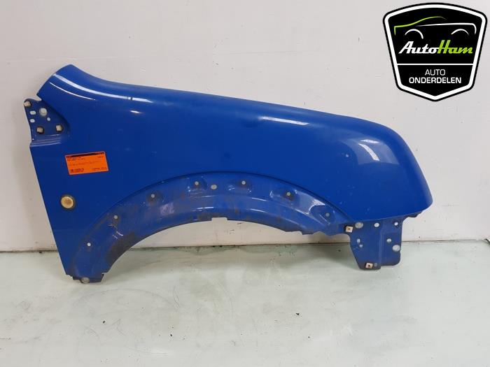 Front wing, right from a Ford Transit Connect 1.8 TDdi LWB Euro 4 2013