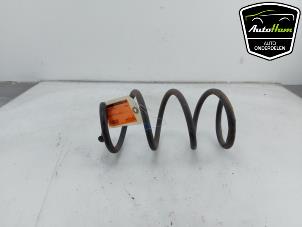 Used Rear coil spring Nissan Note (E12) 1.2 68 Price € 20,00 Margin scheme offered by AutoHam