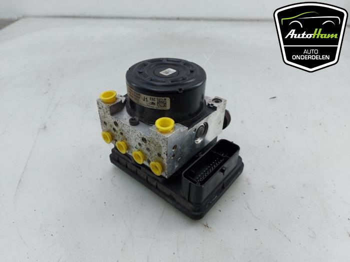 ABS pump from a Nissan Note (E12) 1.2 68 2014