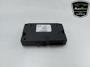 Używane Modul Bluetooth Ford Focus 3 Wagon 1.6 TDCi ECOnetic Cena € 75,00 Procedura marży oferowane przez AutoHam