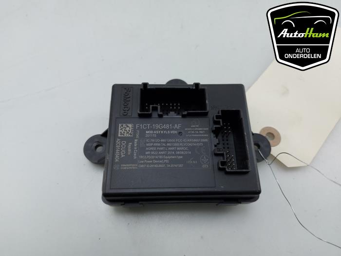 Central door locking module from a Ford C-Max (DXA) 1.5 Ti-VCT EcoBoost 150 16V 2016