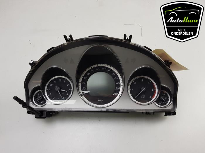Begagnade Instrumentpanel Mercedes E (R207) E-350 CDI V6 24V Pris € 150,00 Marginaltabell erbjuds av AutoHam