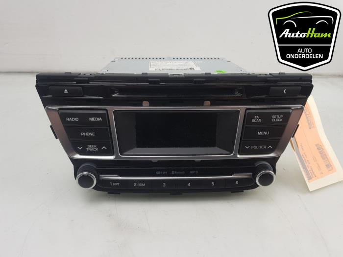 Reproductor de CD y radio de un Hyundai i20 (GBB) 1.2i 16V 2016